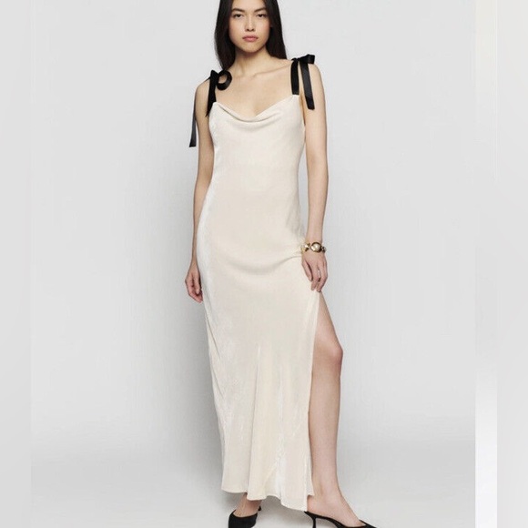 REFORMATION Nya Velvet Dress - Picture 1 of 9